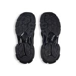 Men’s Runner Sneaker in Black - Image 7